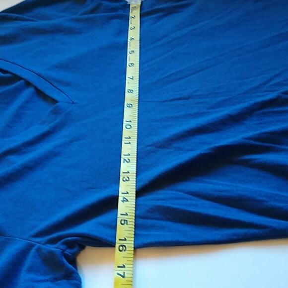 NWT BP navy short sleeve blouse. V-neck Size XS - Picture 7 of 8